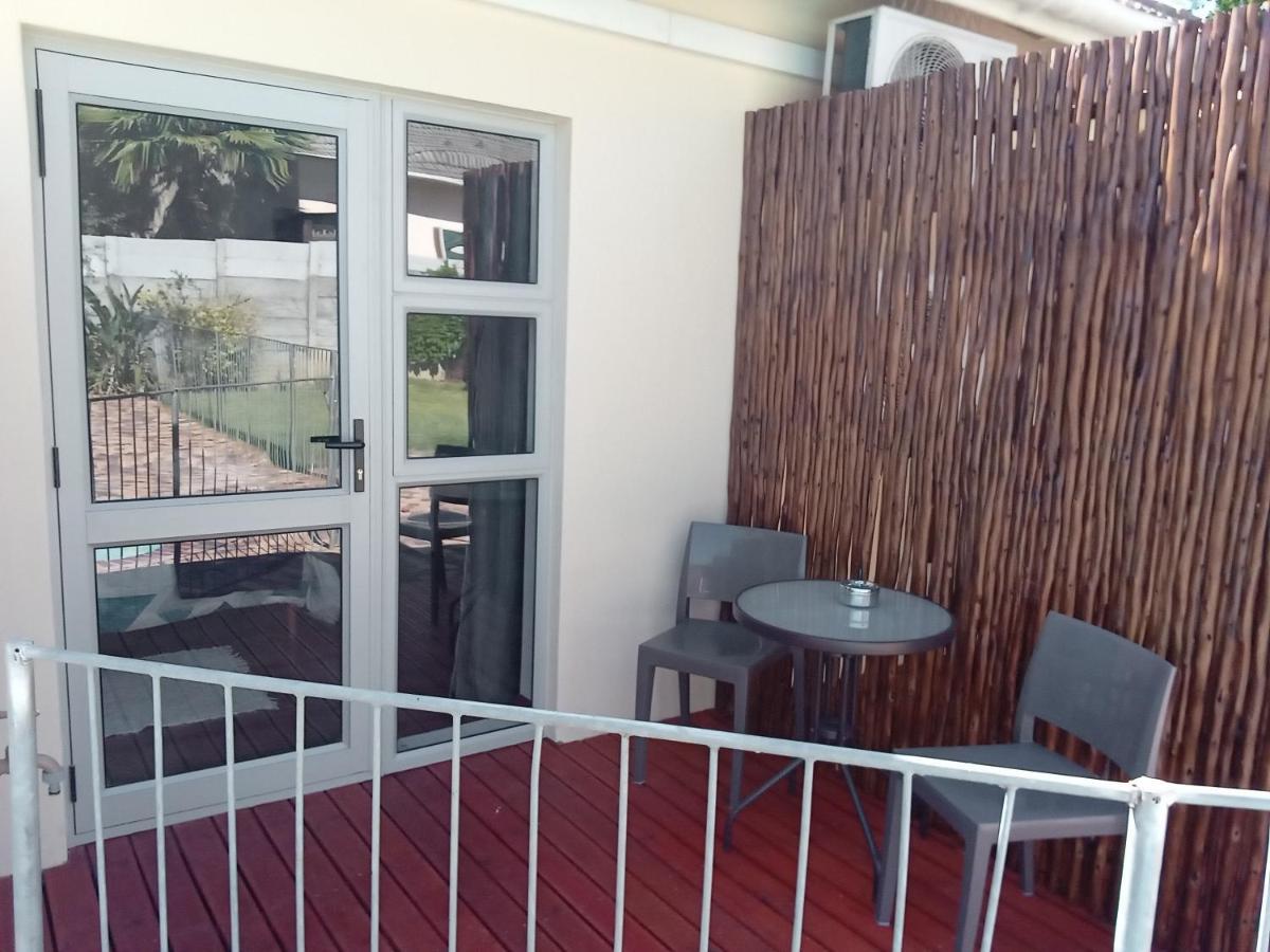 10 On Fairview B&B Paarl Bagian luar foto