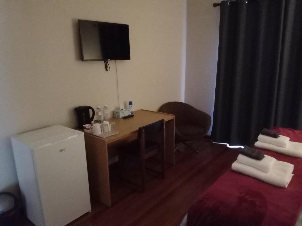 10 On Fairview B&B Paarl Bagian luar foto