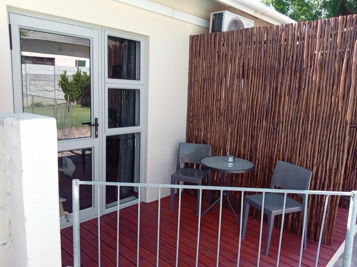 10 On Fairview B&B Paarl Bagian luar foto